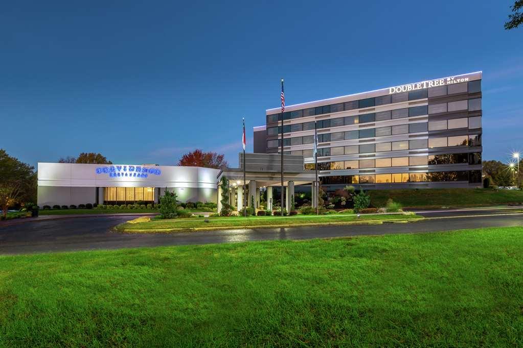 Doubletree By Hilton Winston Salem - University, Nc Exterior foto